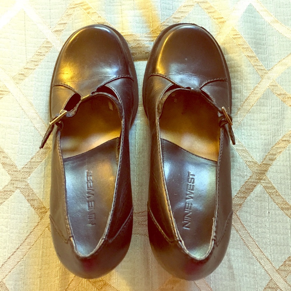 Nine West doll shoe